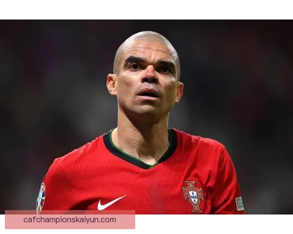 足球老将风采持续提升，展现出不俗的竞技状态与经验价值